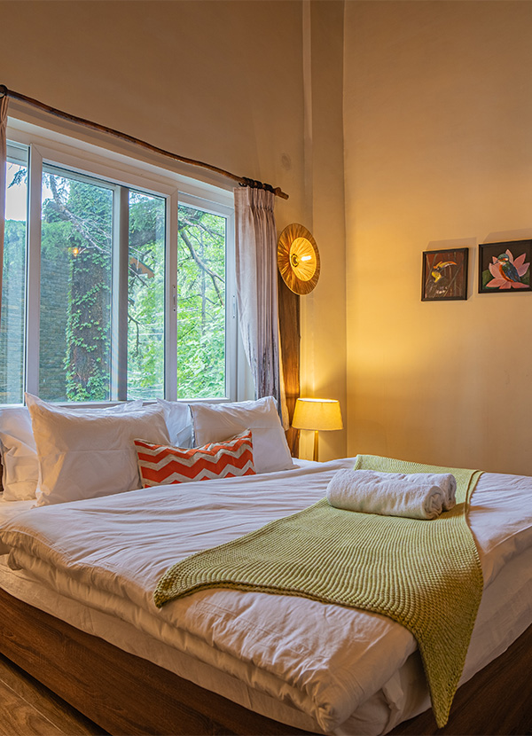 The Magnolias Interior